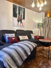 Rustic duplex in Plaza Mayor of El Pont de Suert - Image 3