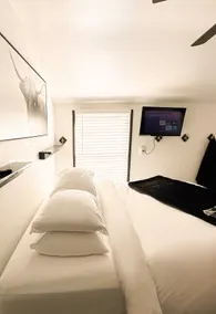 Private 2BR Getaway +Mini Bar | Close to SF & Napa - Image 3