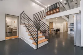 Fabulous Loft w/ King Suite Great Location! - Image 4