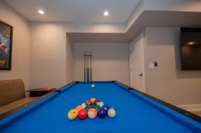 SML Retreat | Pool Table & Kayaks + Lake Amenities - Image 2