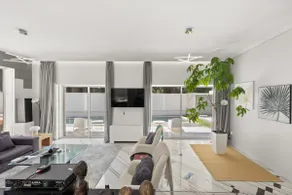 Luxury Villa with Pool, BBQ & Garden in Vouliagmeni - Image 4