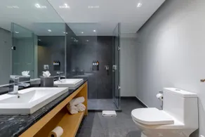 Capitalia | Opulent Loft Chic, Sleek Design - Image 4