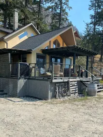 ”SHORE THING” Spacious cottage on peaceful lake - Image 1