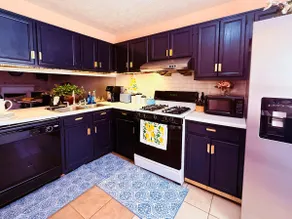 Entire 2BR Home • Deck • Arcade • Atlanta Metro - Image 4