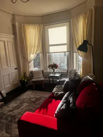 Beautiful traditional flat in the center of Largs. - Image 2
