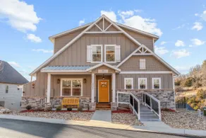 Lake View Luxury Lodge | Sleeps 41 | Hot Tub | Game Room | Near Silver Dollar City | Free Tickets - Image 2