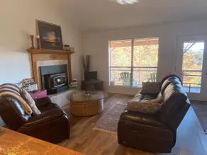 Safe, Clean, and Secluded - Cabin Close to Town - Image 2