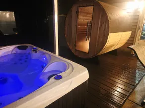 Hot tub outdoor/ indoor sauna fireplace pool tbl - Image 5