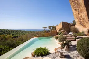 Secret Garden, Stone House. - Image 2