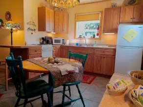The Crestone Casitas: Little House Suite #2 - Image 5
