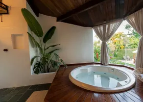 Villa for 29 • Sea View Pool and Whirlpool - Image 4