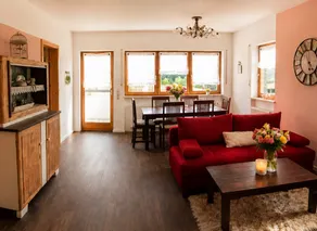 Apartment with a sunroof terrace and a panoramic view - Image 2