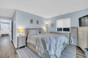 Coastal Retreat: Ocean Views & 3-Min Walk to Beach - Image 2
