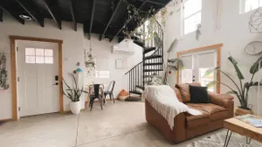 208Studio + Minimalist style studio + Loft - Image 5