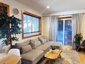 3br home | Capitol Hill | Parking | EV charger - Image 2