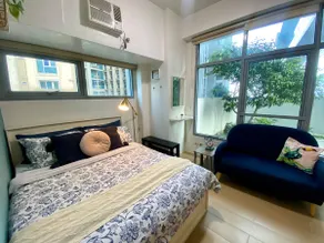 Modern Tropical 1BR in Eastwood + 300Mbps Fiber - Image 3