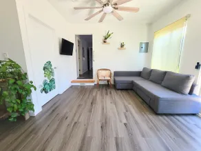 New Cozy Guest Suite + 2 Baths + Full Kitchen - Image 2