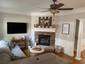 At Home in the ATL, Private Townhome w/Parking - Image 3