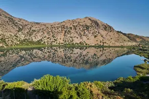 Panoramic Lake Kournas Retreat By Chania - Image 3