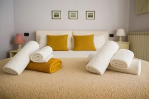 [Historic Center] 5 min [Gran Sasso] 20 min • WiFi Smart TV - Image 3