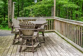 Remodeled Cabin - Hot Tub, Treehouse, Game Room - Image 5