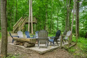 Remodeled Cabin - Hot Tub, Treehouse, Game Room - Image 4