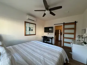 Duplex house ideal for multiple families,A/C - Image 5
