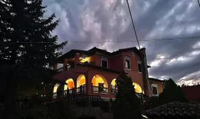 Villa Tethys Mountain Resort - Image 4
