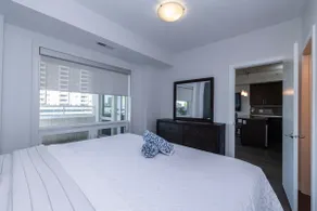Short Drive to Rogers / free heated parking - Image 3