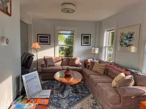 3 bedroom house, with water views. Pet Friendly - Image 4