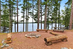 Waterfront Family Home: Hoops & Dogs Welcome! - Image 2
