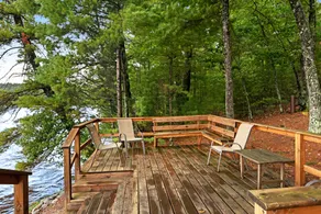Waterfront Family Home: Hoops & Dogs Welcome! - Image 3