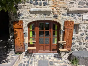 Apartment in the heart of the village of Mirabel - Image 2