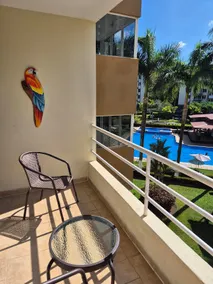 Jacó getaway, pool, beach and surf - Image 2