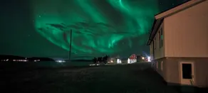 Annes Aurora & Midnight Sun Panorama - Image 4