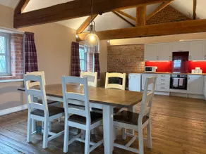 The Granary, Wolds Way Holiday Cottages, spacious 3 bed cottage - Image 3