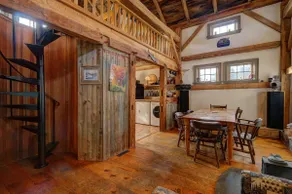 Converted Vermont Barn on 6.5 acres with hot tub - Image 3