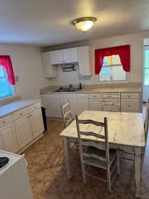 Mountain View Country Cottage - Image 3