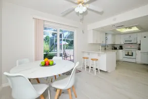2BD Half Duplex Fort Myers - Private Swimming Pool - Image 4