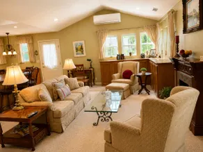 Wee Maggie's Cottage - Image 2