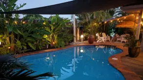 Garden Shower Studio and Magnesium mineral pool. - Image 3