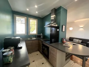 A perfect eco-friendly stopover in Poitiers, with air conditioning & parking. - Image 4