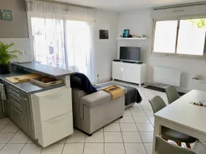 Large 2-room with courtyard. Beach and shops 150 m away! - Image 2
