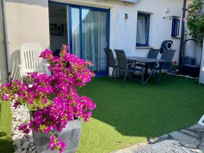 Large 2-room with courtyard. Beach and shops 150 m away! - Image 4