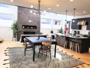 Designer 4BR 4BA Chef Kitchen Rooftop City Views - Image 2