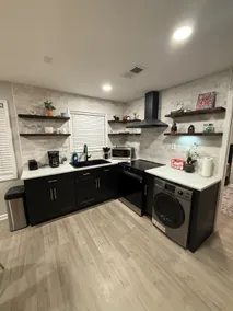 Uptown Modern Escape - 4bd/2ba - Image 4