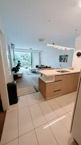 Modern 2 bedroom apartment w/ pool and garden view - Image 2