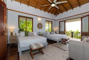 Secluded Coffee Farmhouse w/ Heated Pool & Chimney - Image 2