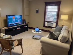 Clean & Cozy 2BR Apartment Near Downtown Wooster - Image 2