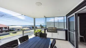 Belvedere Luxury Apartment 2 - Lifestyle Yamba - Image 2